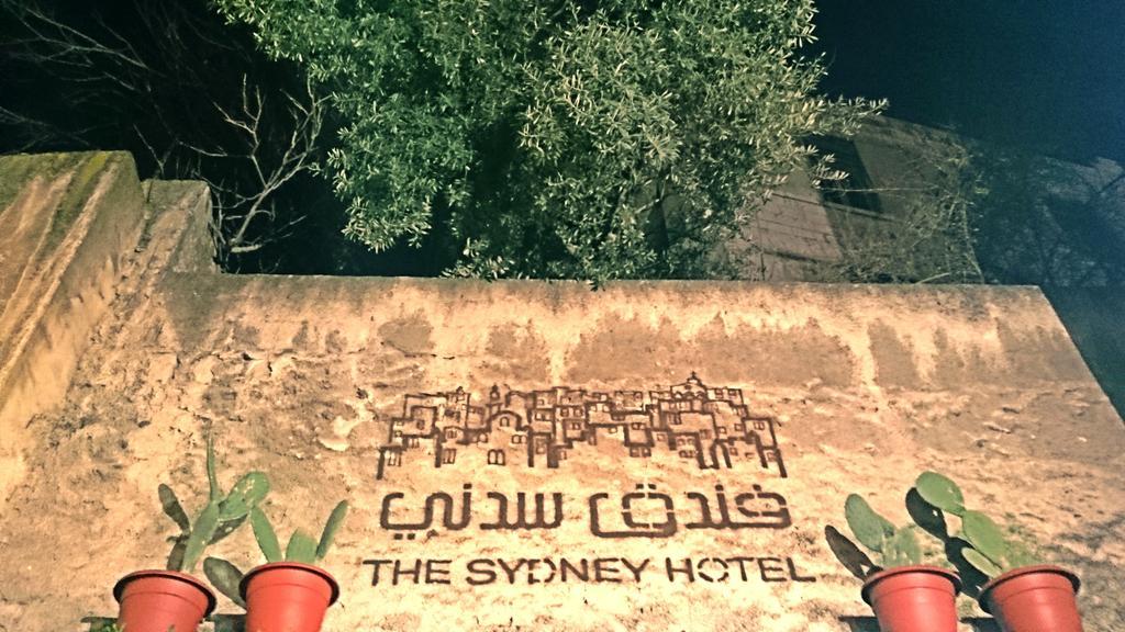 The Sydney Hotel Amman Exterior photo